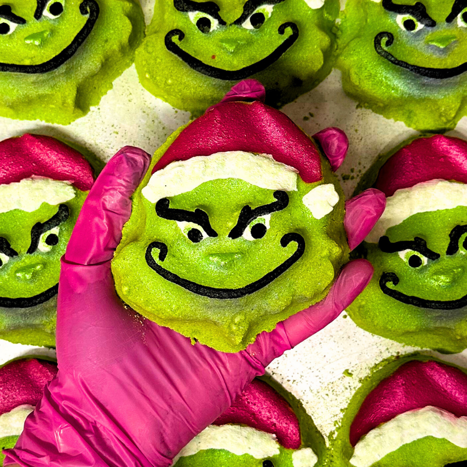 Mister Grinch Bath Bomb