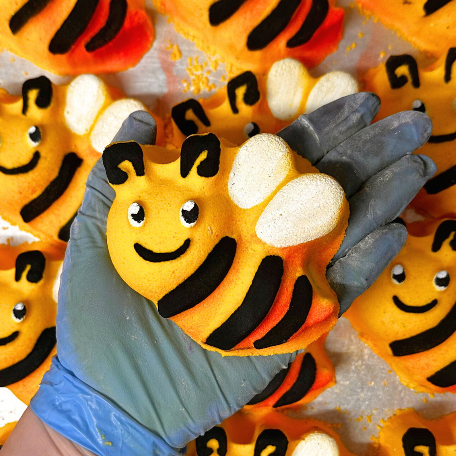 Chocolate Honeybee Bath Bomb 200g