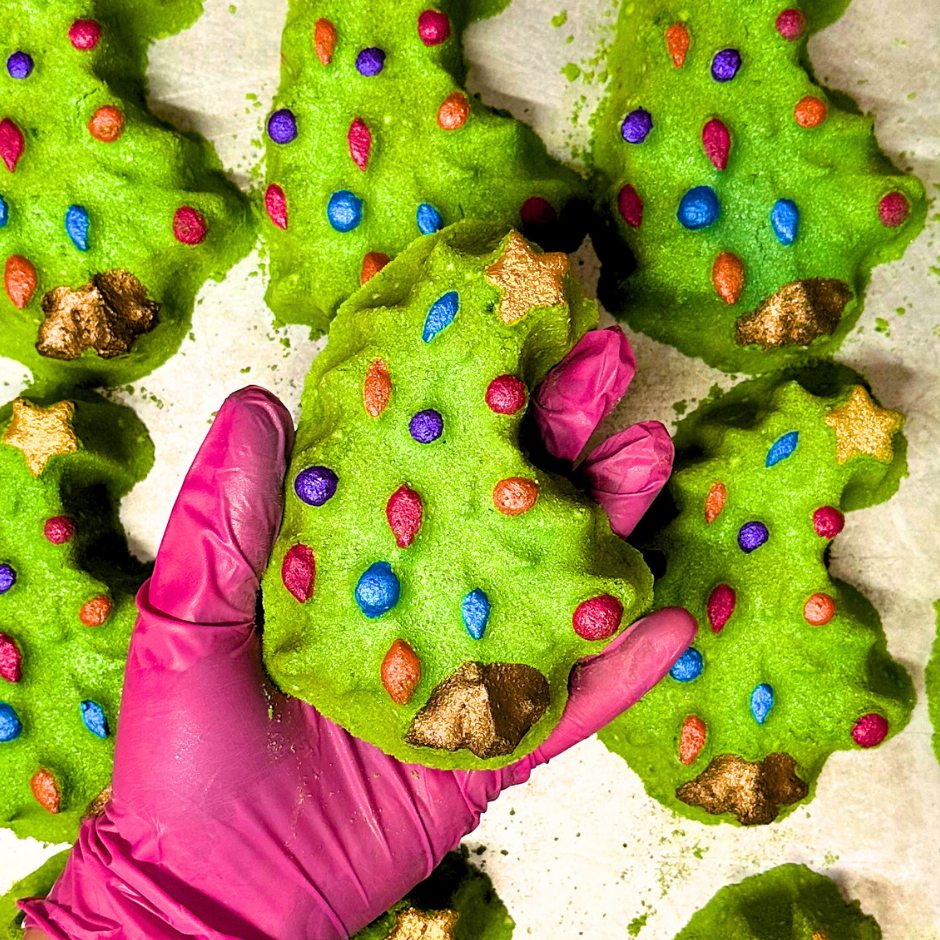 Wonky Christmas Tree Bath Bomb