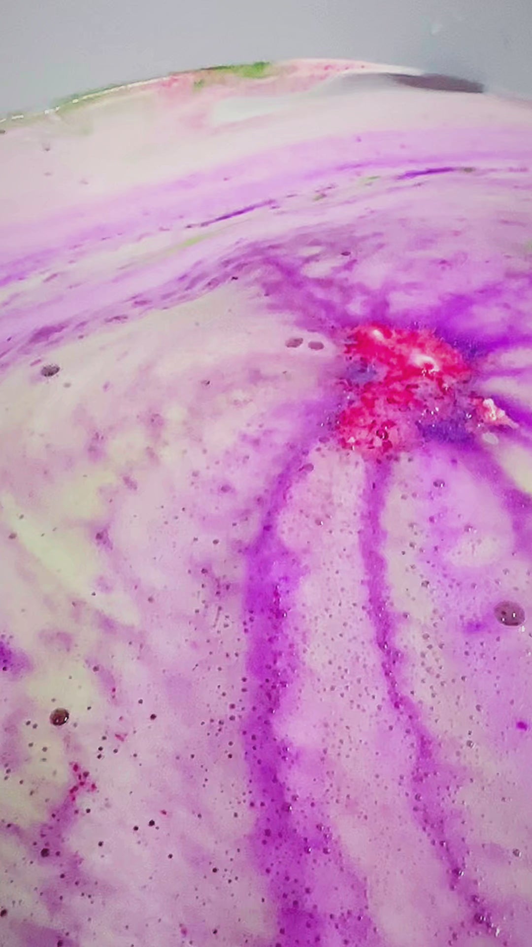 That’s Peachy Bath Bomb 200g
