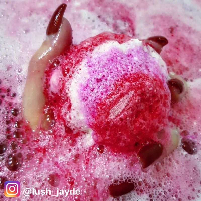 Strawberry Milkshake Bath Bomb - Pretty Suds UK